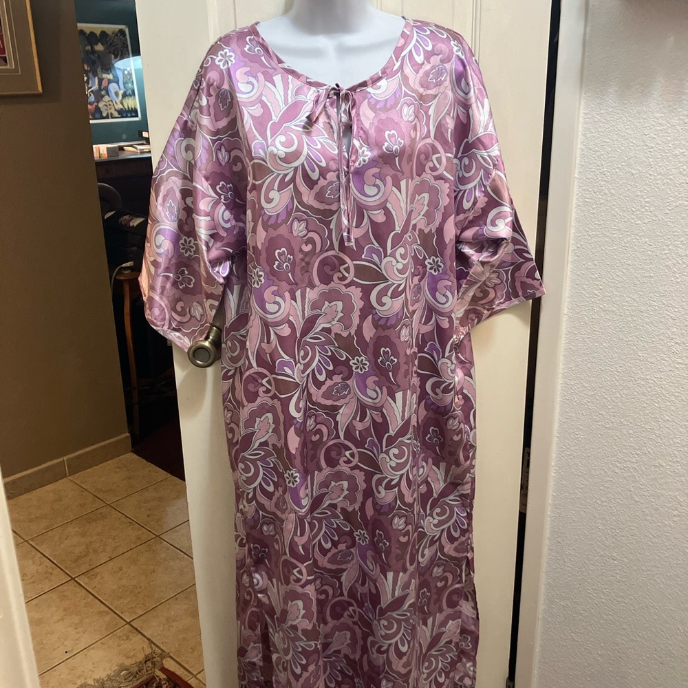 Avon Lavender Floral Long Sleeve Caftan like gown